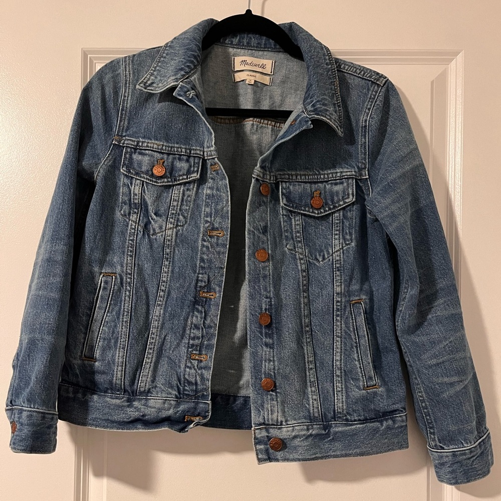 Madewell Jean Jacket, New Condition, Size Medium